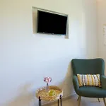 Ellen Apartment